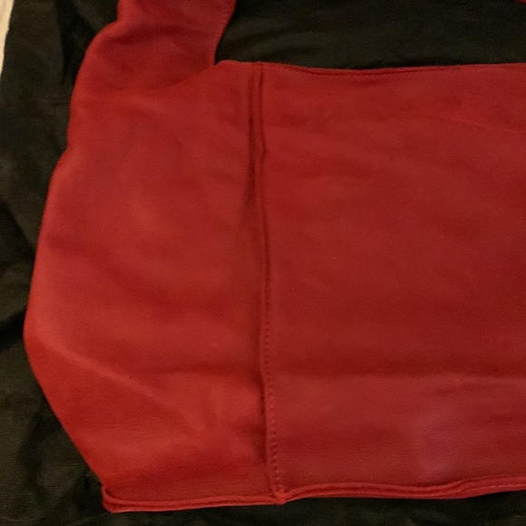 Maxon Collection Suede Hobo Bag with tassel - Picture 4 of 17